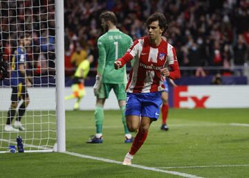 1-0. João Félix celebra el primer gol.