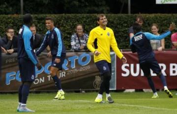 Primera sesión de Casillas con el Oporto