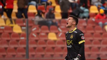 Futbol, Union Espanola vs Deportes La Serena
Fecha 18, Liga de Primera 2025
El jugador de Union Espanola Martin Parra es fotografiado durante un partido de primera division contra Deportes La Serena disputado en el estadio Santa Laura en Santiago, Chile.
02/08/2025
Jonnathan Oyarzun/Photosport
Football, Union Espanola vs Deportes La Serena
18th turn, First Division League 2025
Union Espanola player Martin Parra is pictured during a first division match against Deportes La Serena at the Santa Laura stadium in Santiago, Chile.
02/08/2025
Jonnathan Oyarzun/Photosport