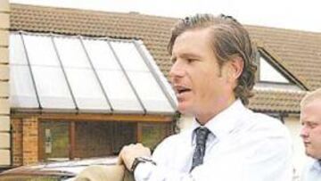 <b>SATISFECHO. </b>Mateo Alemany ve con optimismo que el Mallorca dependa de sí mismo.