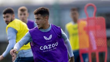 BIRMINGHAM, ENGLAND - OCTOBER 28: Philippe Coutinho of Aston Villa in action during a Training session at Bodymoor Heath training ground on October 28, 2022 in Birmingham, England. (Photo by Neville Williams/Aston Villa FC via Getty Images)