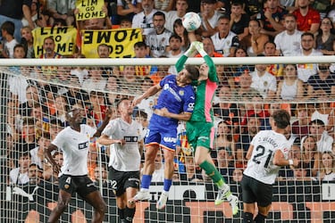 Los méritos de Agirrezabala