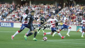 1-0. James Rodríguez marcó el primer gol. primer gol con un centro de Lucas Vázquez.