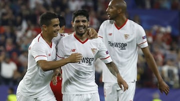 El Sevilla cumple con sufrimiento