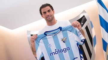 Eneko Jauregi, con la camiseta del Málaga,