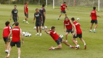 Thibaut Courtois, única ausencia en la sesión colchonera