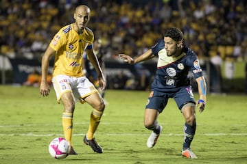 En su moemnto, el argentino decidió dejar a los Tigres para irse al Sevilla de la Liga de España.
