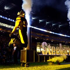 T.J. Watt beats Micah Parsons in race to become highest-paid non-quarterback in NFL history