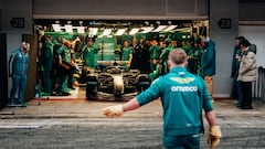 Todos miran a Aston Martin