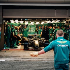Todos miran a Aston Martin