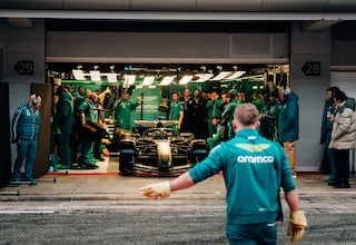 Todos miran a Aston Martin