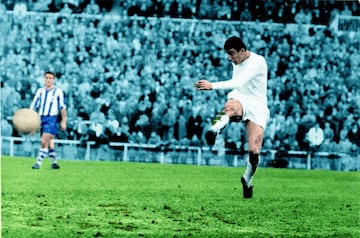 La primera temporada de su carrera deportiva la jugó en el Osasuna (1958-1959). Ese mismo año se fue al Real Madrid y estuvo en el club blanco hasta 1968.