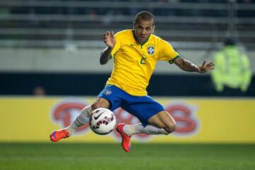 Junto a Adriano, Dani Alves también fue parte de aquel equipo campeón, con 19 años.
