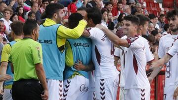 Resumen y goles del Sporting 0-2 Albacete. Marcaron Eugeni y Acu&ntilde;a.