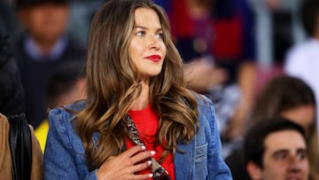 BARCELONA, SPAIN - APRIL 05: Anna Lewandowska wife of Robert Lewandowski  during the Copa Del Rey Semi Final Second Leg match between FC Barcelona and Real Madrid CF at Spotify Camp Nou on April 05, 2023 in Barcelona, Spain. (Photo by Eric Alonso/Getty Images)