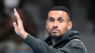 Nick Kyrgios of Australia announces his withdrawal due to an injury before the men's singles quarter final match with Taylor Fritz of the US at the Japan Open tennis tournament in Tokyo on October 7, 2022. (Photo by Kazuhiro NOGI / AFP)