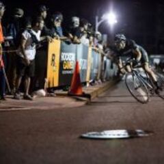 Ciclismo urbano y yanqui en el parque del Fòrum de Barcelona