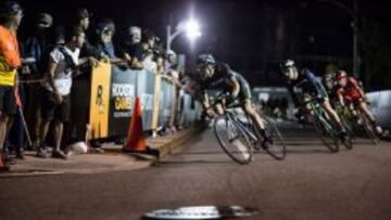 Ciclismo urbano y yanqui en el parque del Fòrum de Barcelona