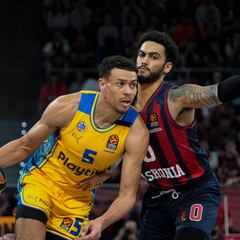 Un Baskonia en cuadro se impone al Maccabi en el Buesa