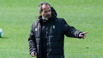 Cervera: "El Sevilla Atlético juega bien y puede hacer daño"