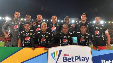 América respalda a Vélez y pide unión de clubes