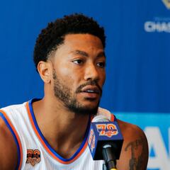 Why did former Chicago Bulls star Derrick Rose retire from the NBA?