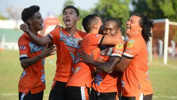 El conjunto salvadoreño busca hablar con el presidente del equipo para que sus colegas puedan regresar a entrenar y posteriormente jugar en el club