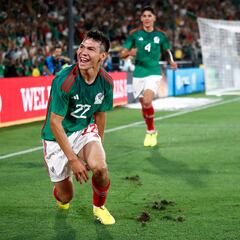 Hirving Lozano: “Mi objetivo es llegar al 100% al Mundial”
