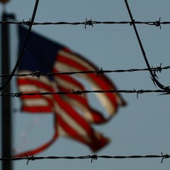 Votó por Trump y ahora su mujer espera ser deportada en un centro del ICE