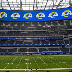 NFL: Super Bowl LVI won't be moved to Dallas amid California Covid surge