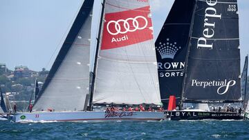 El Wild Oats XI y el Perpetual Loyal salen desde el puerto de Sidney rumbo a Hobart en la 72&ordf; Edici&oacute;n de la regata Sidney-Hobart.