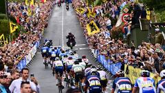 Evenepoel responde a las críticas de Merckx en la carretera