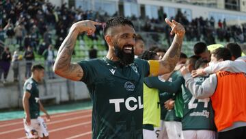 El ex '9' de la U que mandó un mensaje a Ronnie Fernández