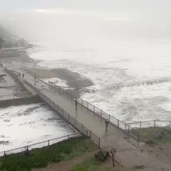 ¿A qué se debe el fenómeno de las olas gigantes que hay en California?