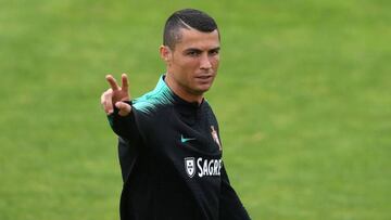 Cristiano, con Portugal.