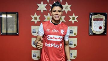 Enrique Serje fue presentado como nuevo jugador de Santa Fe 