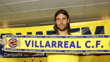 <b>FICHAJES. </b>Cavenaghi, uno de los últimos en llegar a Vila-real.