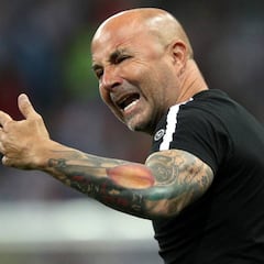 Ardiles critica a Sampaoli: "Es un arrogante y un ignorante..."