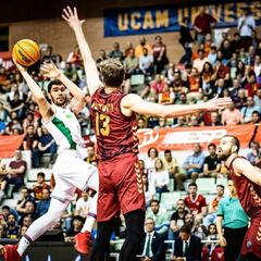 El Unicaja castiga al UCAM y se mete en la Final Four