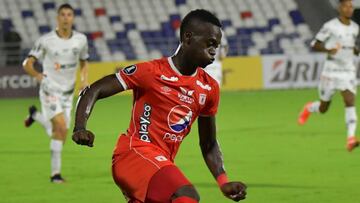 Am&eacute;rica de Cali en un partido de la Copa Libertadores