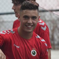 Miguélez, una apuesta de futuro para la mediapunta de Mora