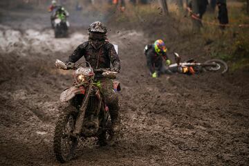 El Gotland Grand National es la carrera de endura más grande del mundo con con 3300 pilotos participando este fin de semana. Se disputa en la isla de Gotland, una isla de Suecia situada en el mar Báltico, al este de la península Escandinava y al norte de Polonia.