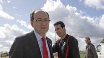 Pepe Castro, presidente del Sevilla, con Emery.