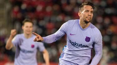 Fue el COVID, en la cocina, con un candelabro