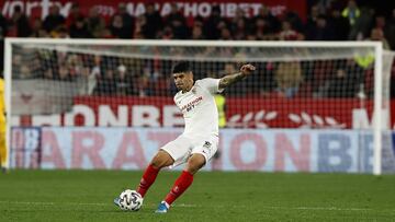 Banega, durante un partido de este curso.