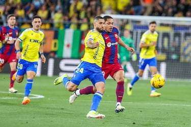 El central sirio está siendo una verdadera grata sorpresa para los cadistas. El defensa se mostró muy fiable defensivamente ante todo un Barcelona e, incluso, llegó a firmar alguna gran jugada ofensiva.