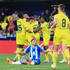 Capoue y Jackson reinan en la locura