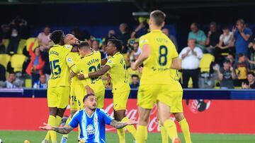 Capoue y Jackson reinan en la locura