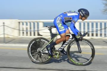 Primer plano del título del ciclista colombiano Nairo Quintana en Italia