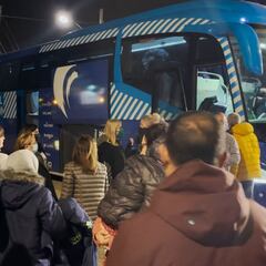 40 refugiados llegan de Ucrania a bordo del autocar del Espanyol